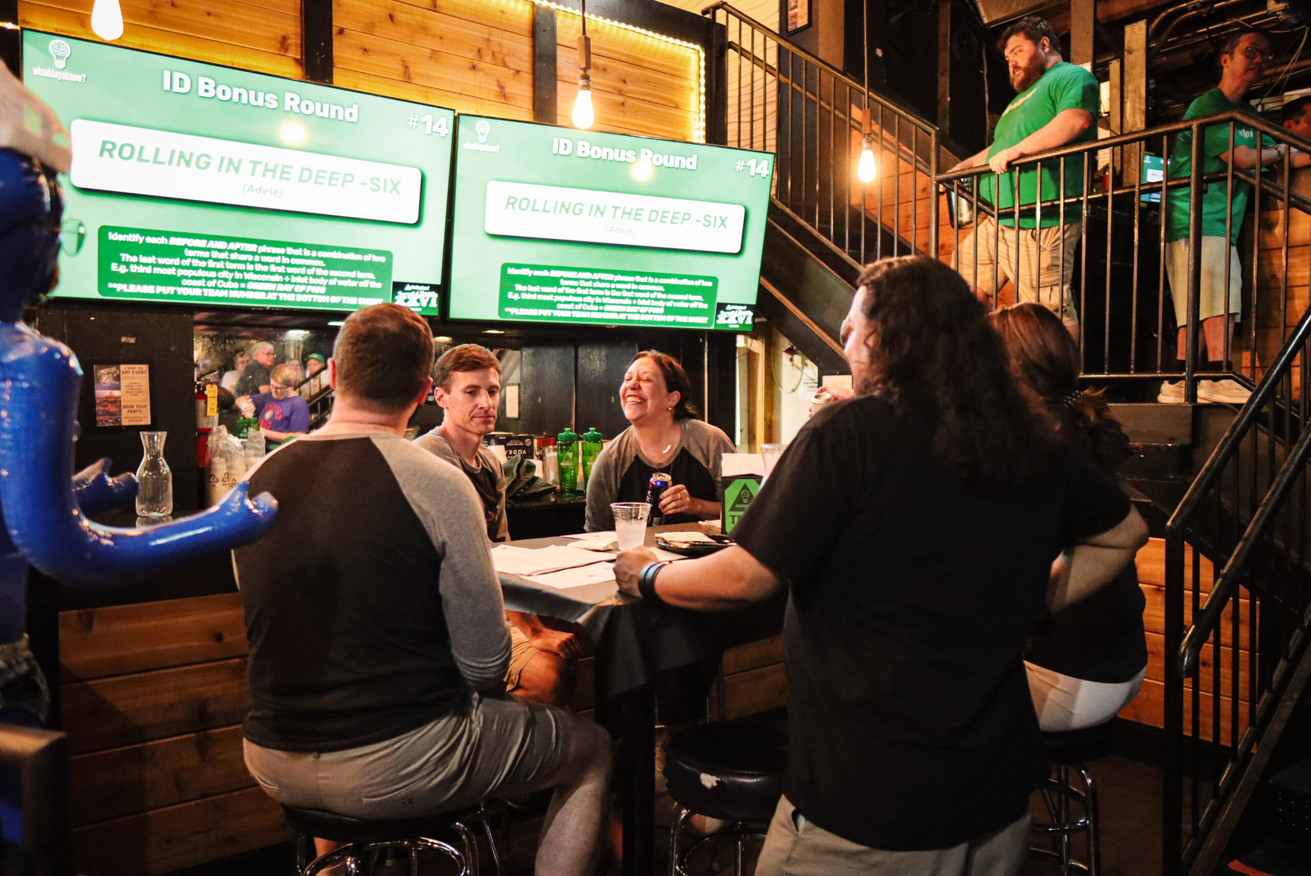 Teams playing Trivia